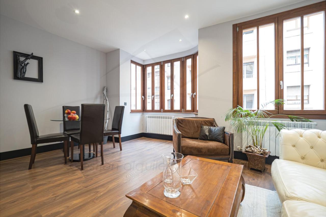 اوفيدو Chambre Noir Apartamento المظهر الخارجي الصورة