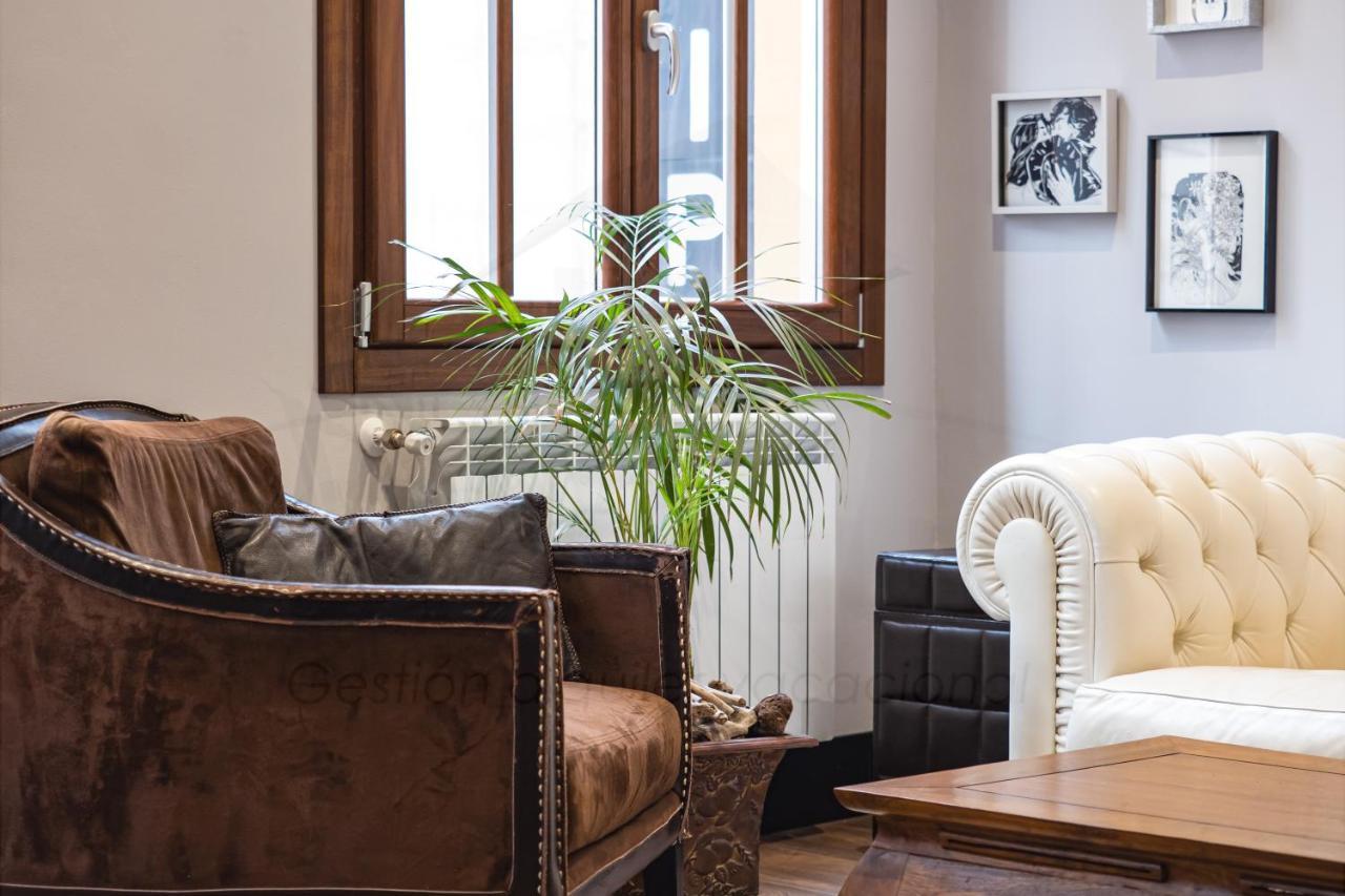 اوفيدو Chambre Noir Apartamento المظهر الخارجي الصورة
